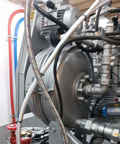 Новый запатентованный экологический МИНИ-фильтр® в машинах химчистки REALSTAR Италия!